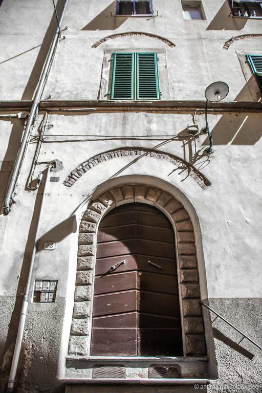 Il Rifugio Degli Innamorati...Di Lucca Eksteriør bilde